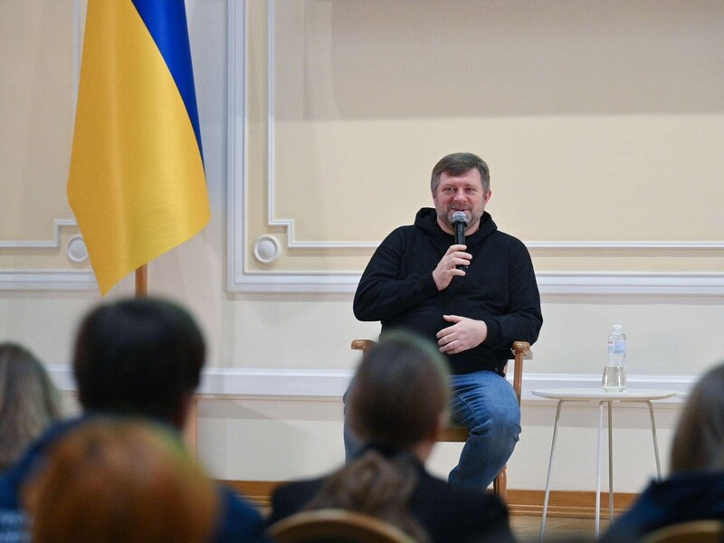 После решения о начале переговоров о вступлении Украины в ЕС Рада должна будет принять "огромную стопку" законов – Корниенко