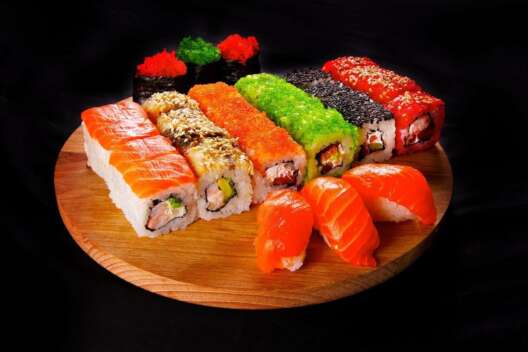Доставка суши в Киеве Arasaka Sushi - японская гастрономия на пороге. Почувствуйте вкус Японии