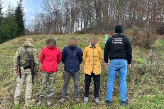 На границе со Словакией задержали четырех украинцев