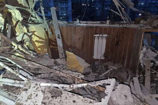 Россияне продолжают атаковать Херсон: повреждены больницы, есть погибшие