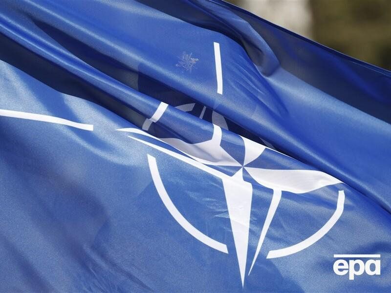 Зеленский назвал "бредом" и "фантазией" идею частичного вступления Украины в НАТО
