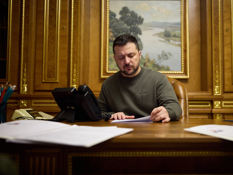 Зеленский обсудил оборонные нужды Украины с новоизбранным премьером Новой Зеландии