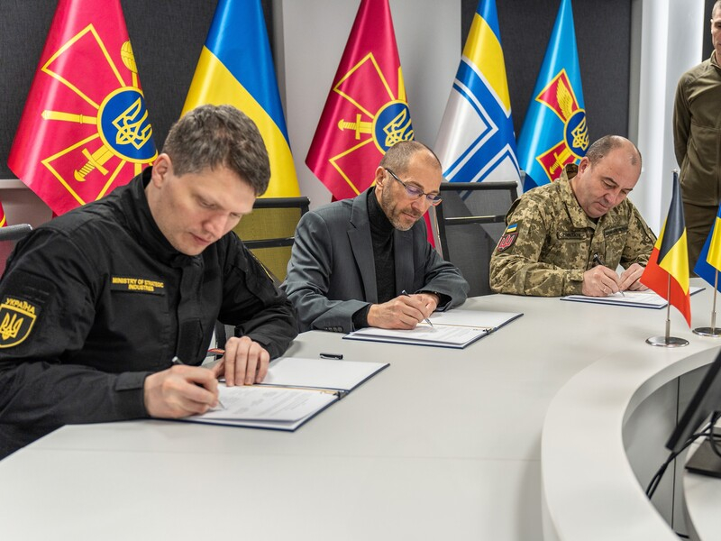 Украина и Бельгия подписали меморандум о совместном производстве некоторых видов вооружения