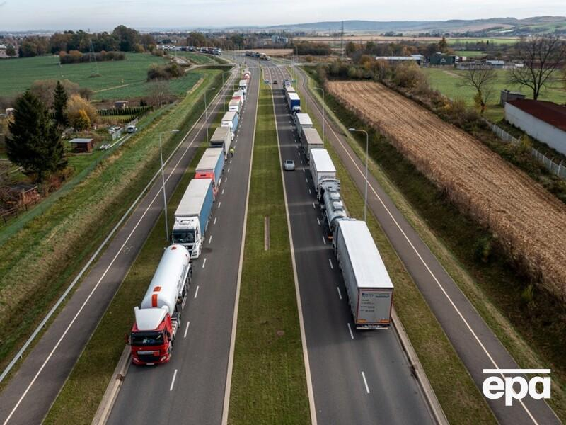 Словацкие перевозчики планируют заблокировать границу с Украиной с 1 декабря